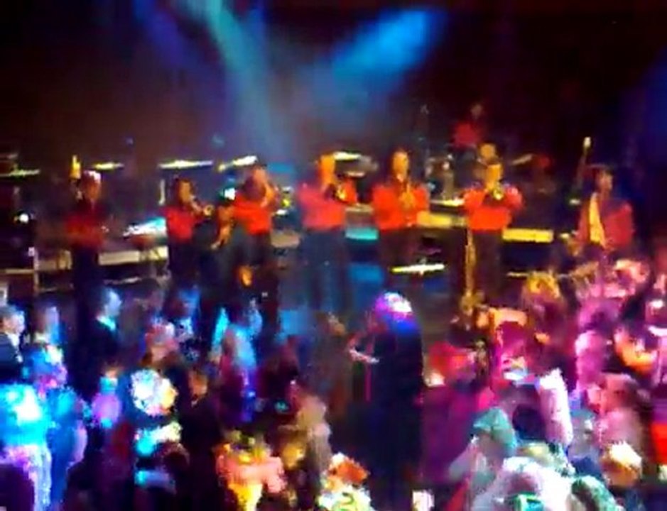 video carnaval dunkerquois Bal des roses maries