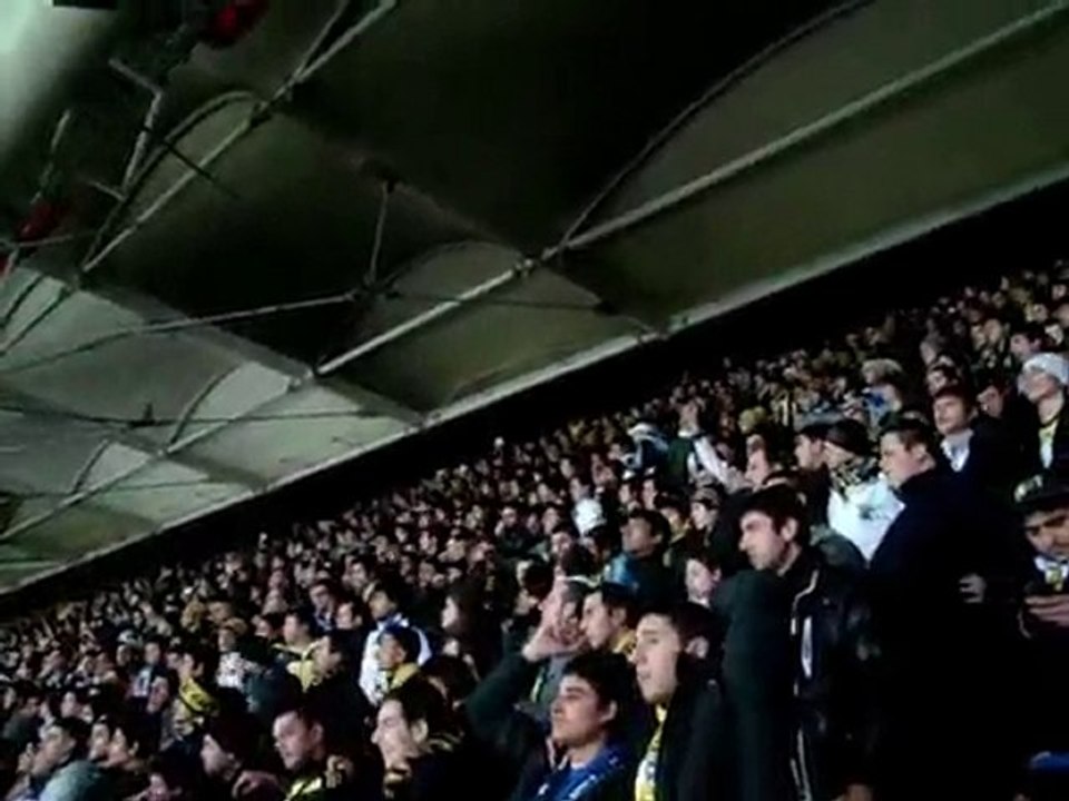 Sarı Lacivert Şampiyon Fener! - 310111