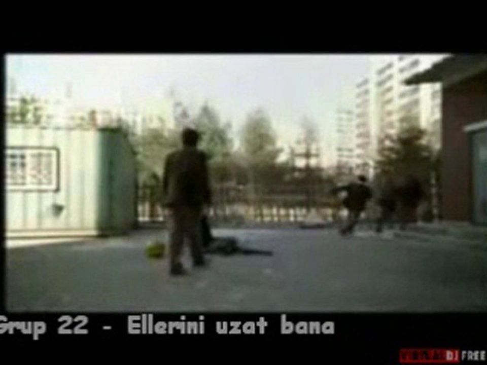 grup 22 - ellerini uzat bana