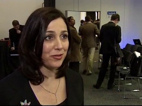 Facebook shopping discount service reaches Britain