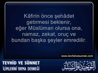 AKÎDE ◆ Namaz Kılmayan Birisine Oruç Tutması Emredilir mi?