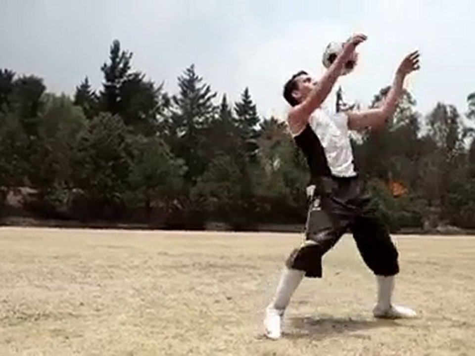 Volkswagen: Ball tricks w/ Ramon Morales