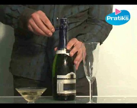 Comment ouvrir une bouteille de champagne secouée