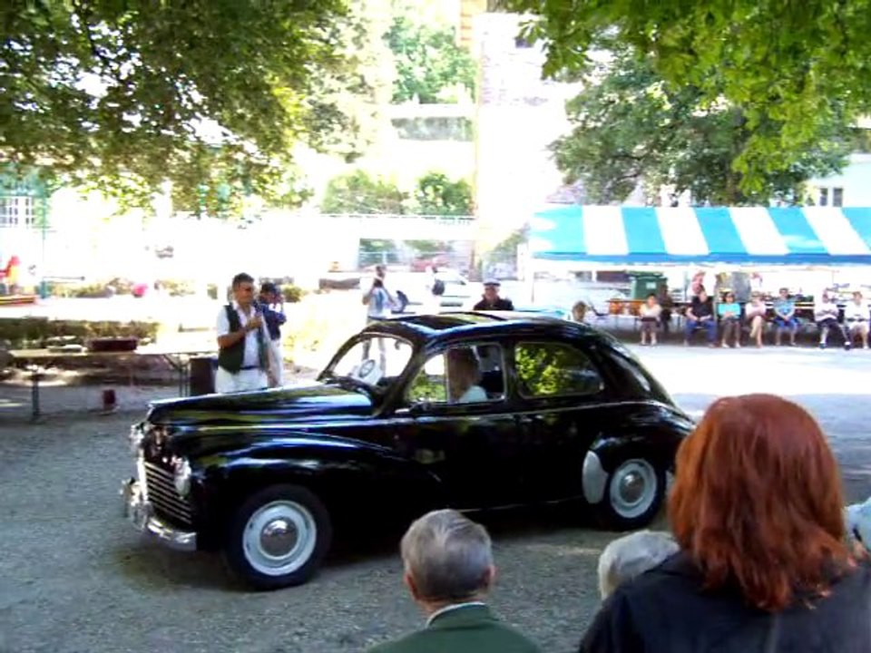 allevard  retro automobile 10-09-05 (24)