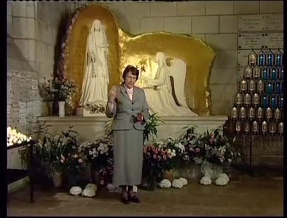 L'Ile-Bouchard - Le signe de croix