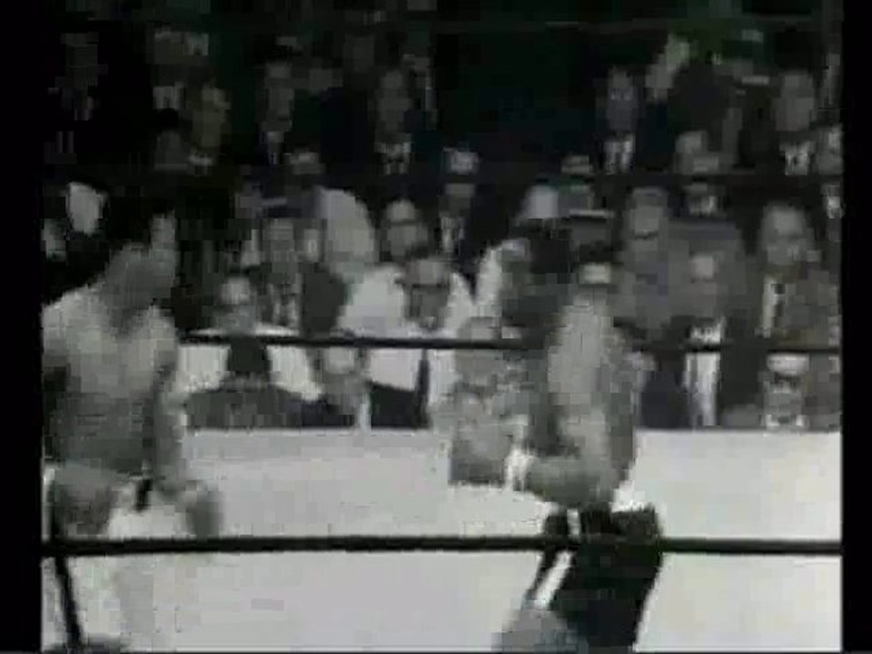 Muhammad Ali vs Sonny Liston fight two