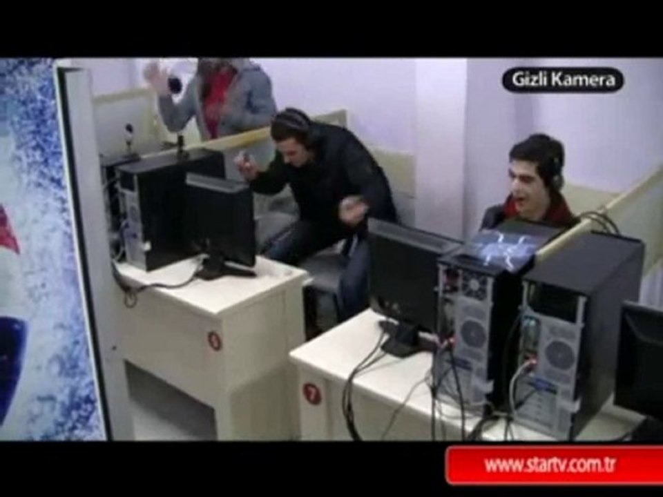 Hayrettin - İnternet Cafe Kamera Şakası