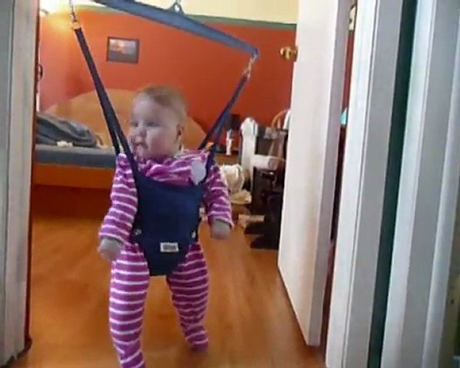 2011-02-06 Noémie Jolly Jumper