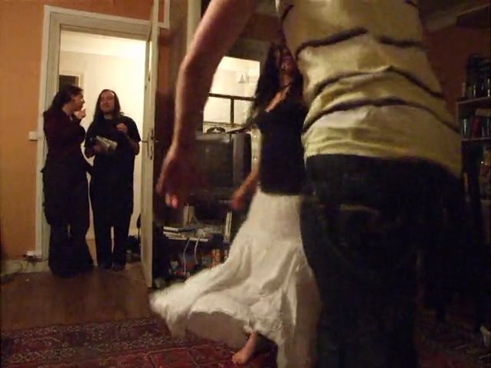 Une danse de Marie et JC