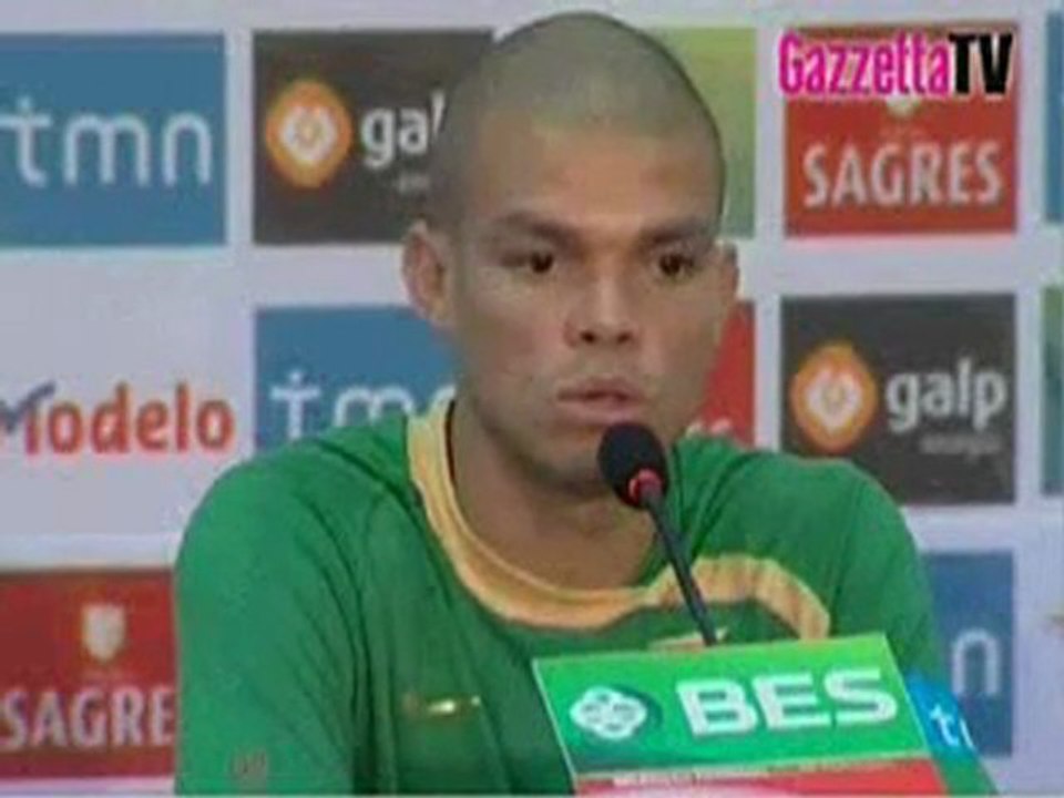 Cristiano Ronaldo - Best Trick Euro 2008