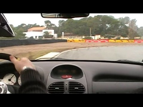 yenajamaisassez Japan power au luc le 31 janvier11