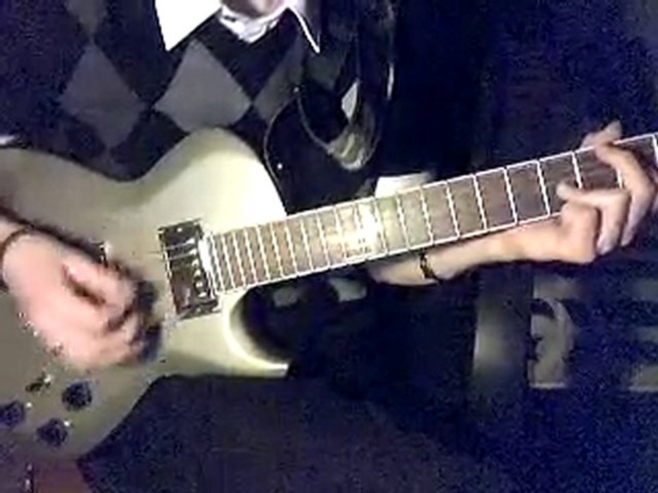 Solo Invincible - Muse