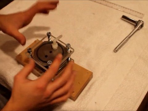 How to assemble a HHO Hydrogen fuel cell in HD