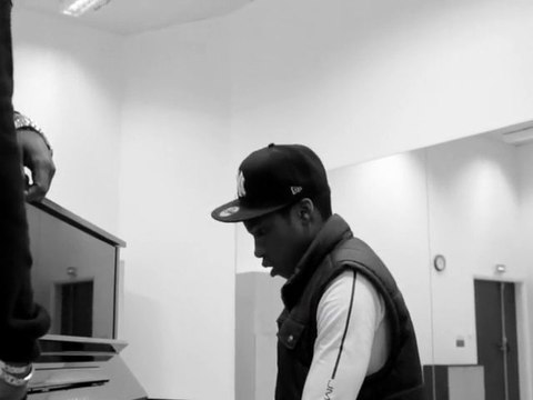 BRASCO POING LEVE (court metrage )