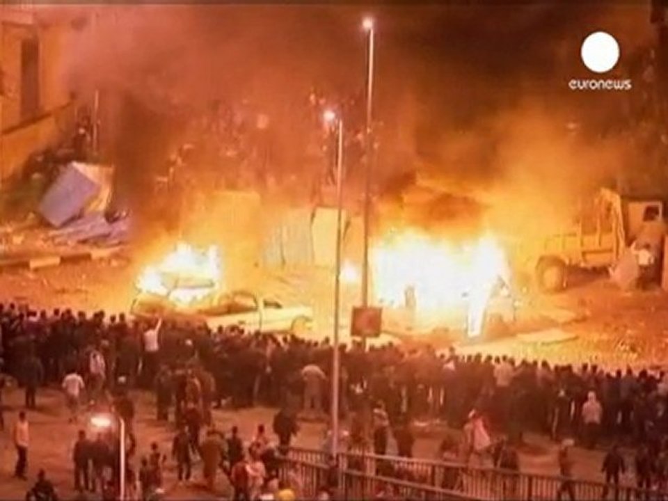 Clashes resume in Cairo