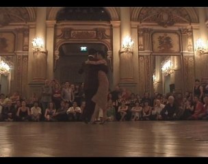 Tango demo in Foyer Stadsschouwburg Brugge; part