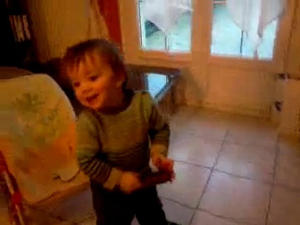 Nathan tape la discute