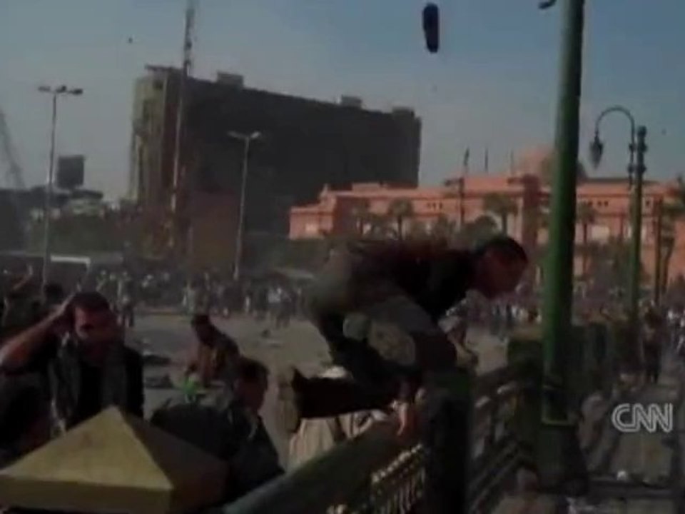 Egypte : Affrontements entre pro et anti Moubarak