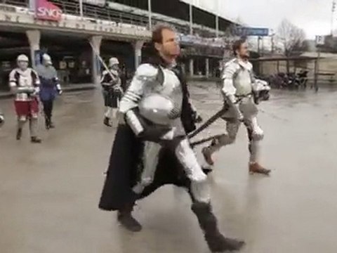 Séance de jongles interrompue par un Chevalier