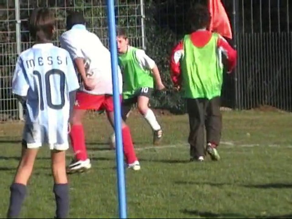 ENTRAINEMENT DES U10 REGIS COEUR DU VAR GONFARON
