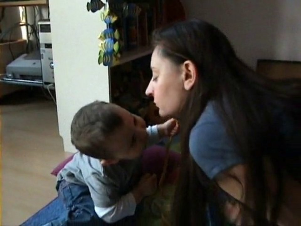 Elliot facts 02 (18 mois - 2 ans)