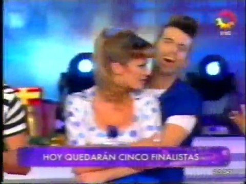 Paula en SM 2 (sentencia Rock) - 13 de Diciembre 2010