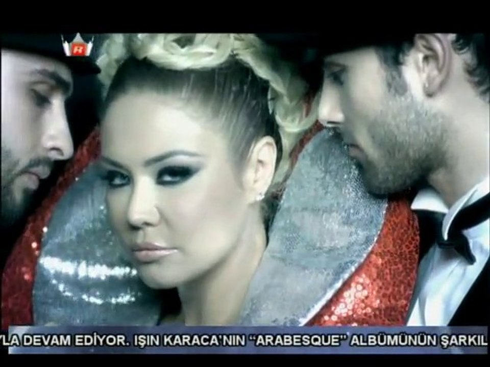 Esra Balamir - Faka Bastın (2010) by Aluxton