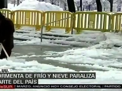 Tormenta de frío y nieve paraliza parte de EE.UU.