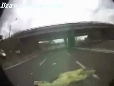 Extreme Skydiving stunt