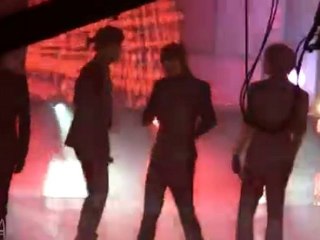 2PM Heartbeat funny encore @ KBS Music Bank.flv