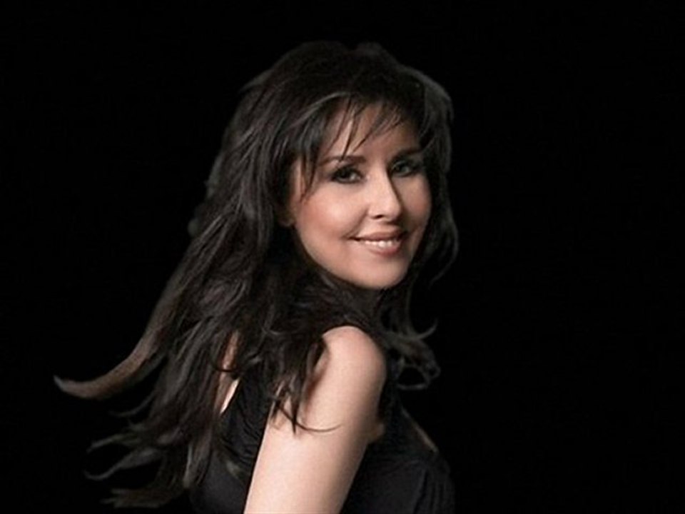Nilüfer & Yüksek Sadakat - Göreceksin Kendini | 2011