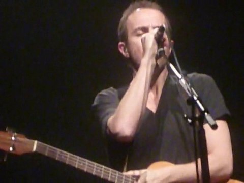 Calogero Tien an Men en acoustique (Bapaume)