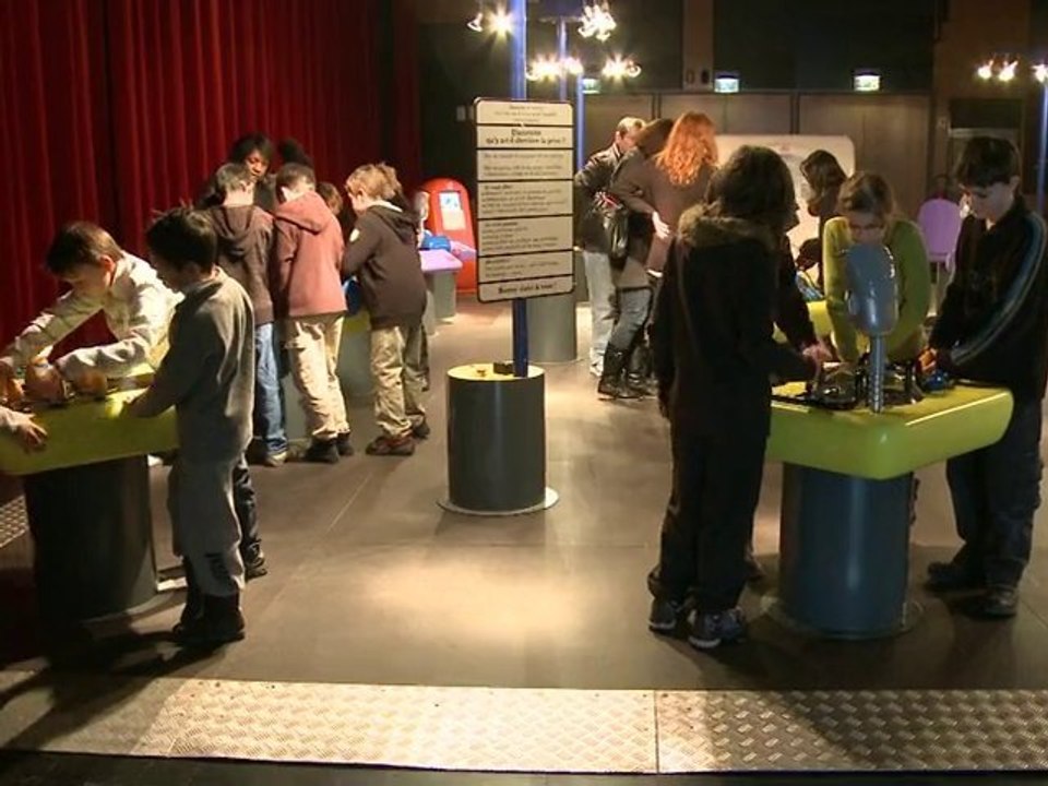 « Electricité, qu’y a-t-il derrière la prise ? »