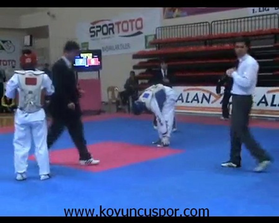 57kg Yarıfinal Sibel Yıldırım-Ayşe Hilal Ülkü_01