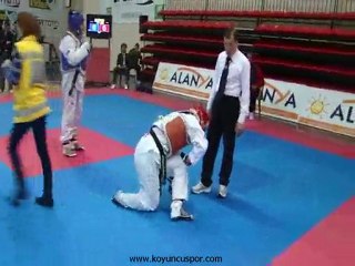 67kg Final Ayşe Sarı-Yaprak Eriş_01