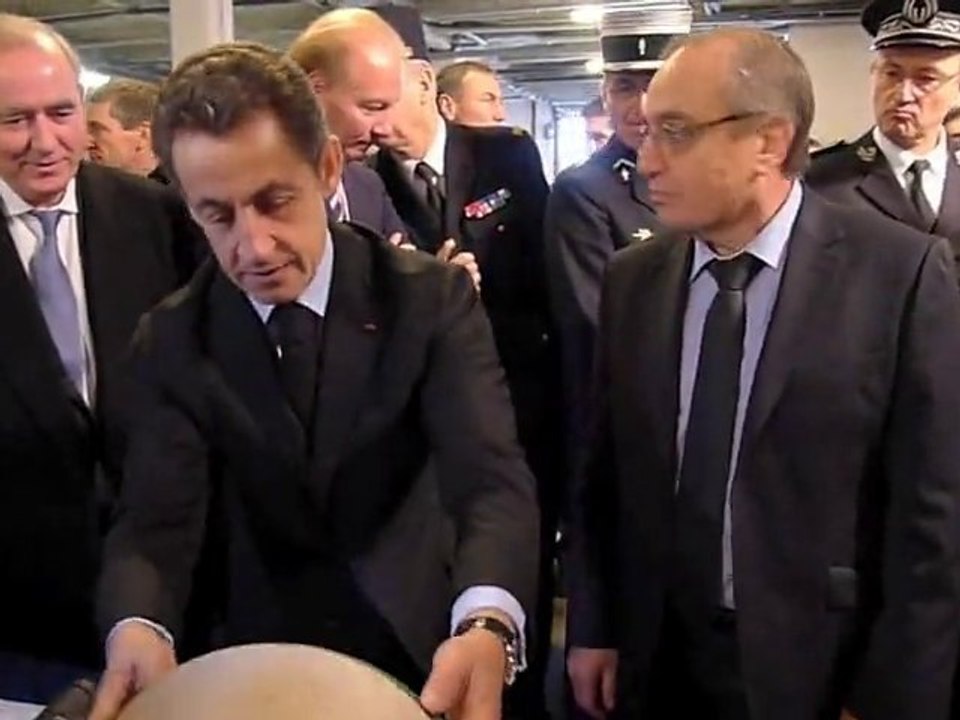 Nicolas Sarkozy au commissariat d'Orléans