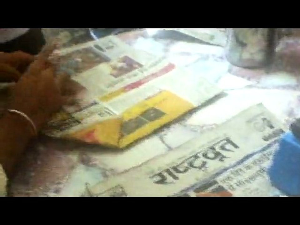 making paper bag for show