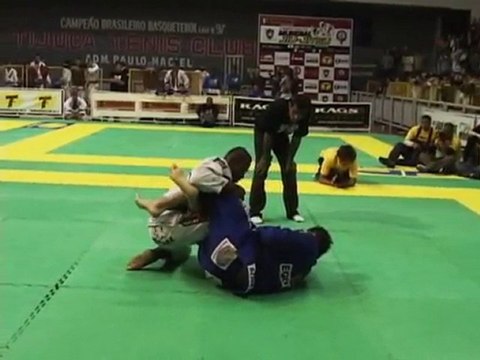 Ronaldo Jacare vs. Roger Gracie