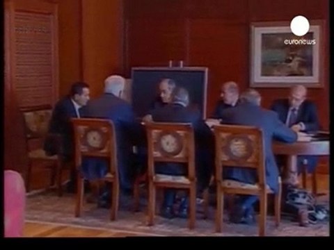 Egitto: Mubarak lascia il vertice del partito