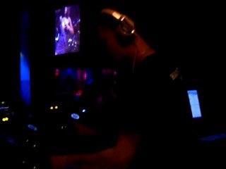 DURKY BASS PARTY II @ COMIX POUR L'AXELERATOR DU 04/02/11