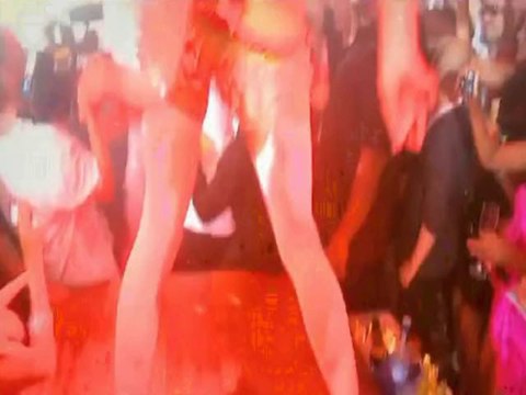 Laurent Wolf - suzy (by John Conigo)