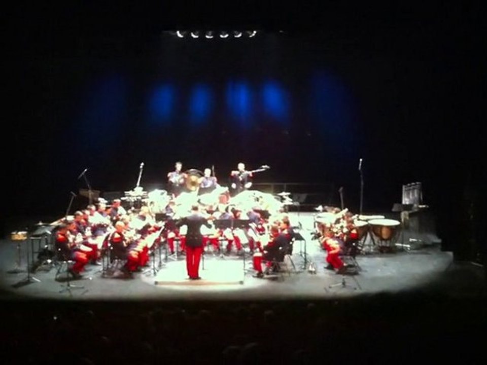 Le Régiment de Sambre et Meuse par le 43éme RIde lille