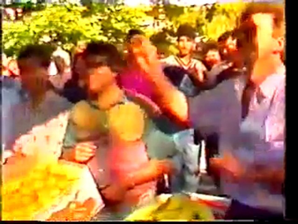 Ork.Kristal Feat.Toni Dacheva - Tri Kila Banani