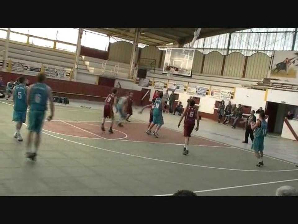 05.02.11 à Samadet TBC-LONS BASKET V3