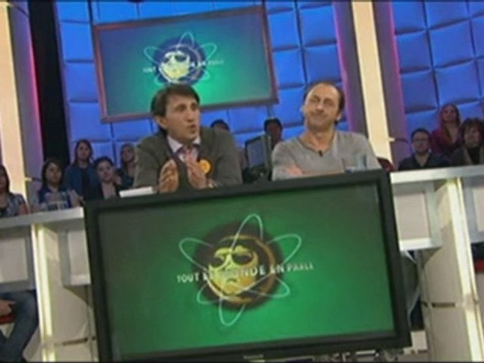 Amir Khadir se défend