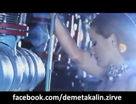 Demet Akalın - Olacak Olacak 2011 Yeni Klip