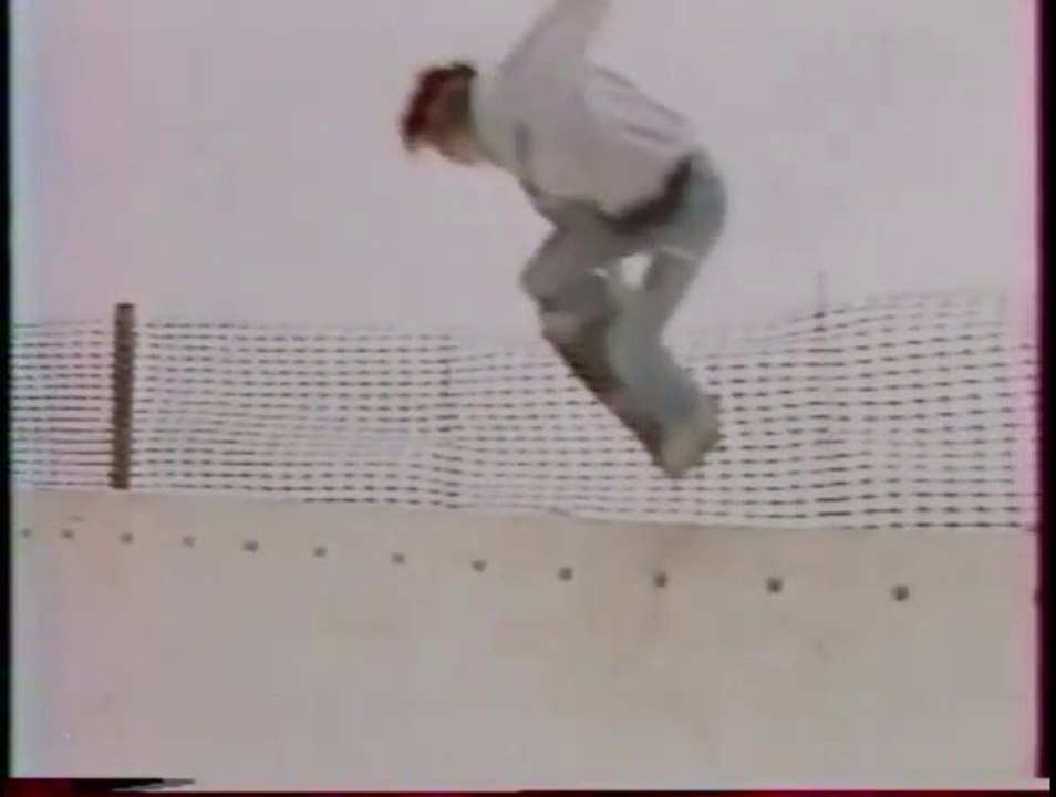 Skate : "Thrashers" reportage skateboard parisien 1990