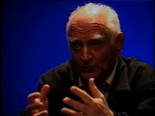 Michel Serres: "Je n'ai jamais fait de politique mais là..."