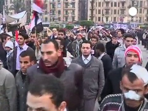 La place Tahrir tient bon, Moubarak aussi