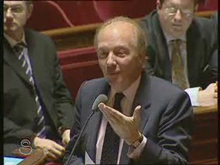 Hortefeux, expert en présomption d'innocence